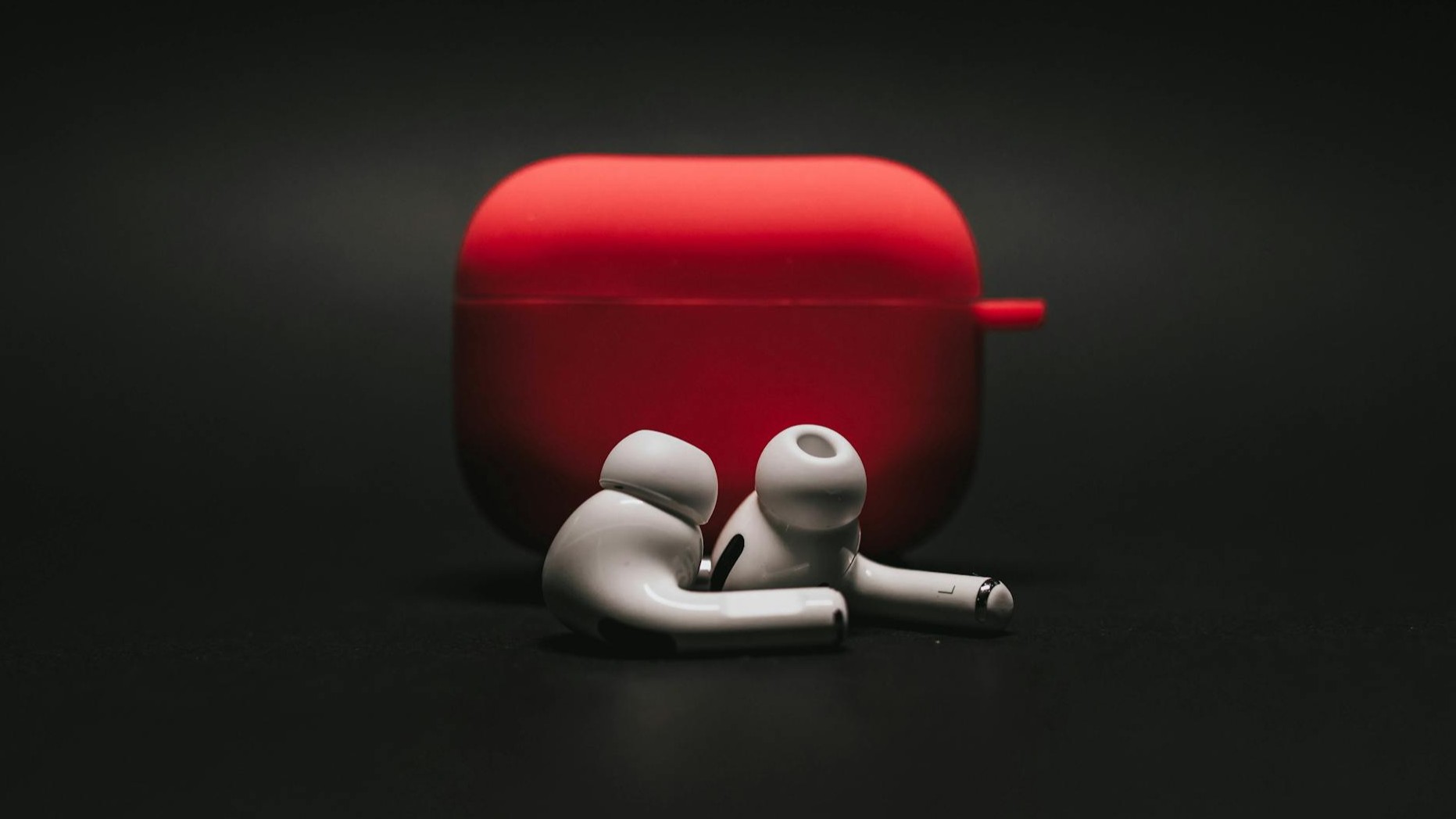 Apple Working on Camera Airpods