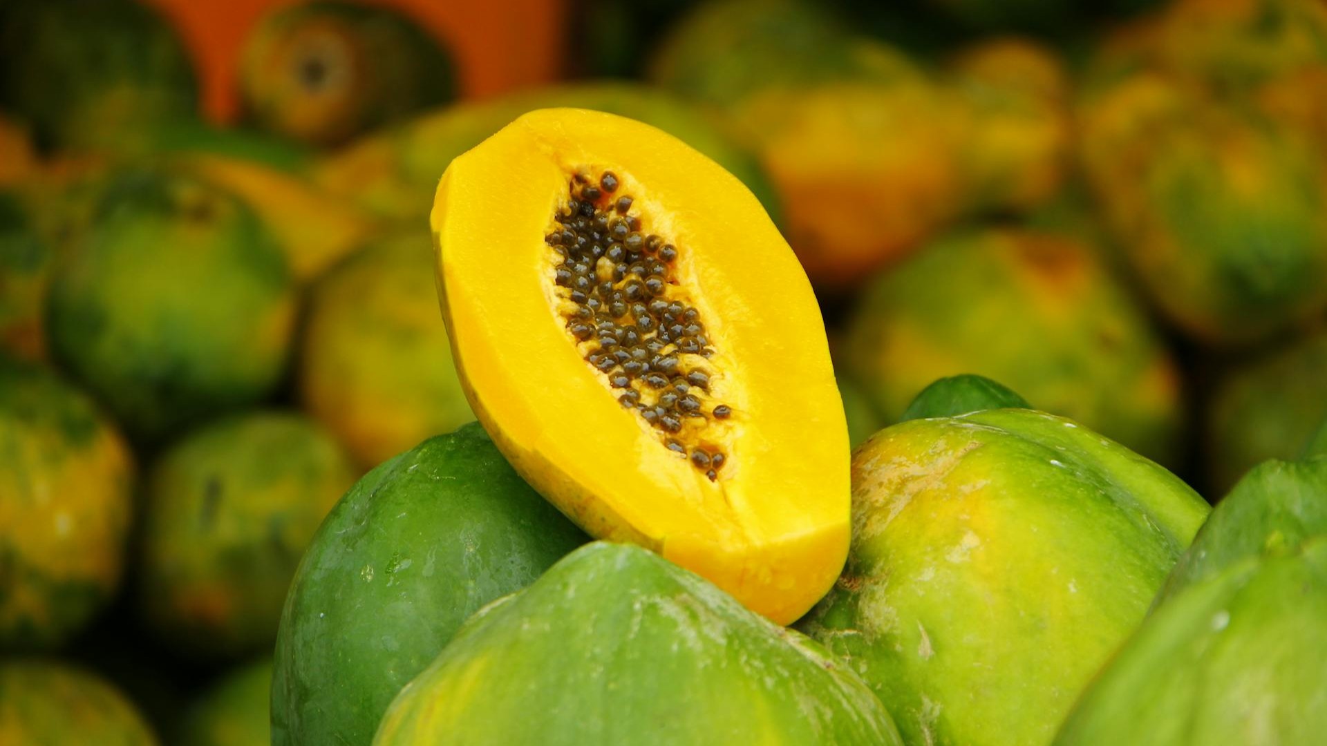 5 Daily Benefits of Eating Papaya
