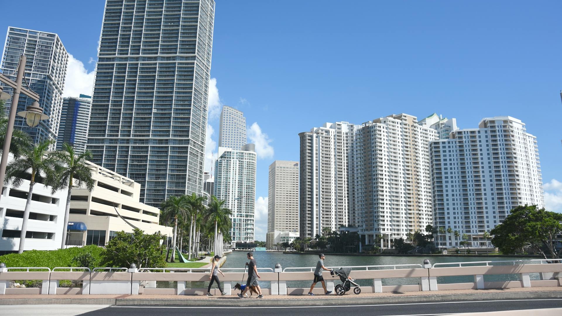 Miami Cost of Living Crisis Forces Residents to Leave